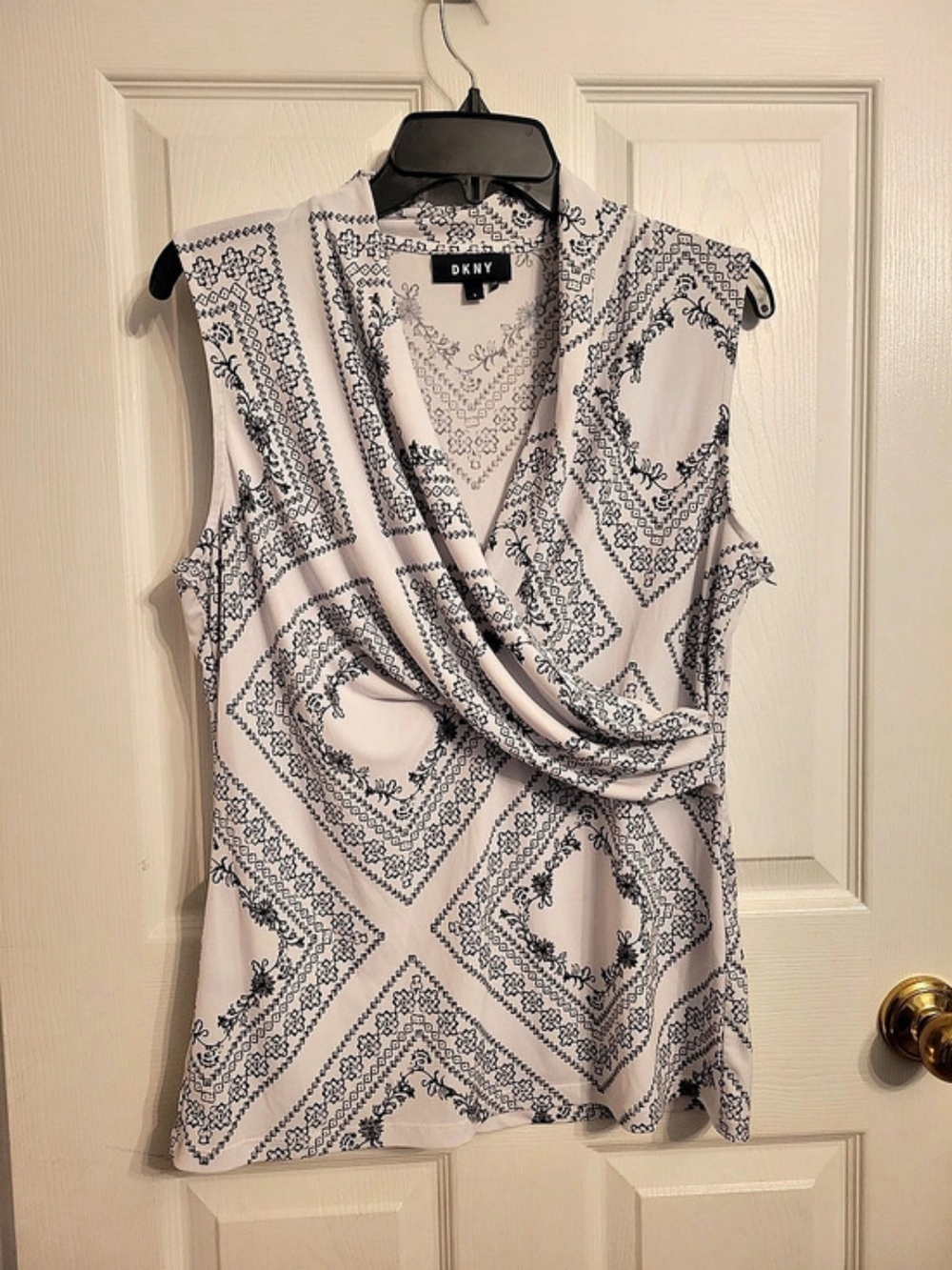 DKNY Paisley Draped Semi-sheer Blouse in White & Black Size Large